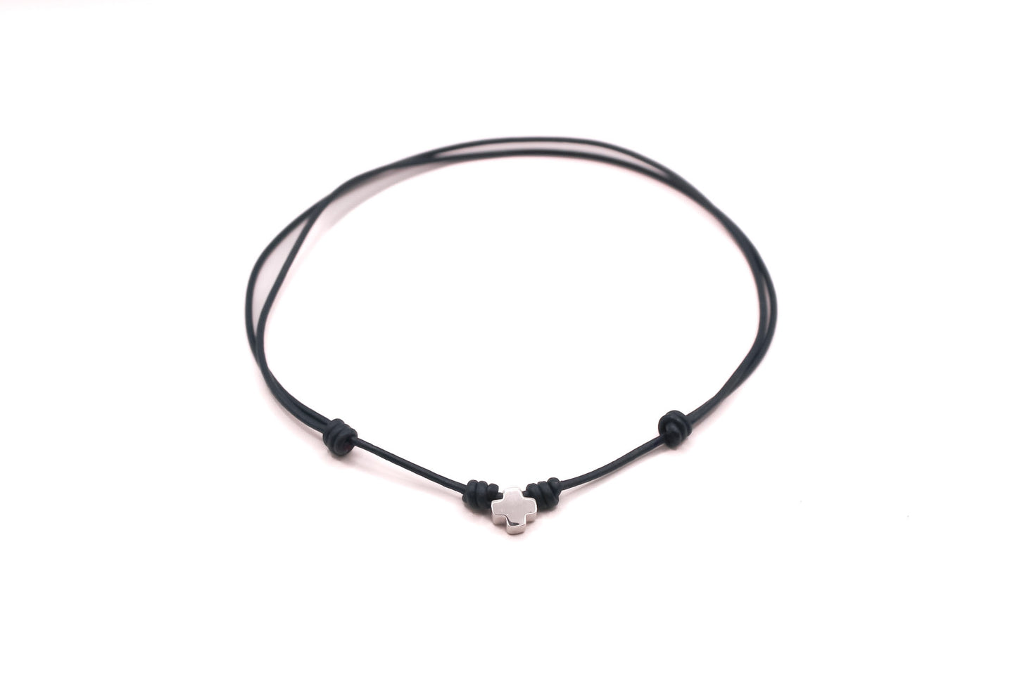 Collar Cuero Azul con Cruz Chica
