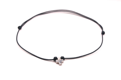 Collar Cuero Azul con Cruz Grande