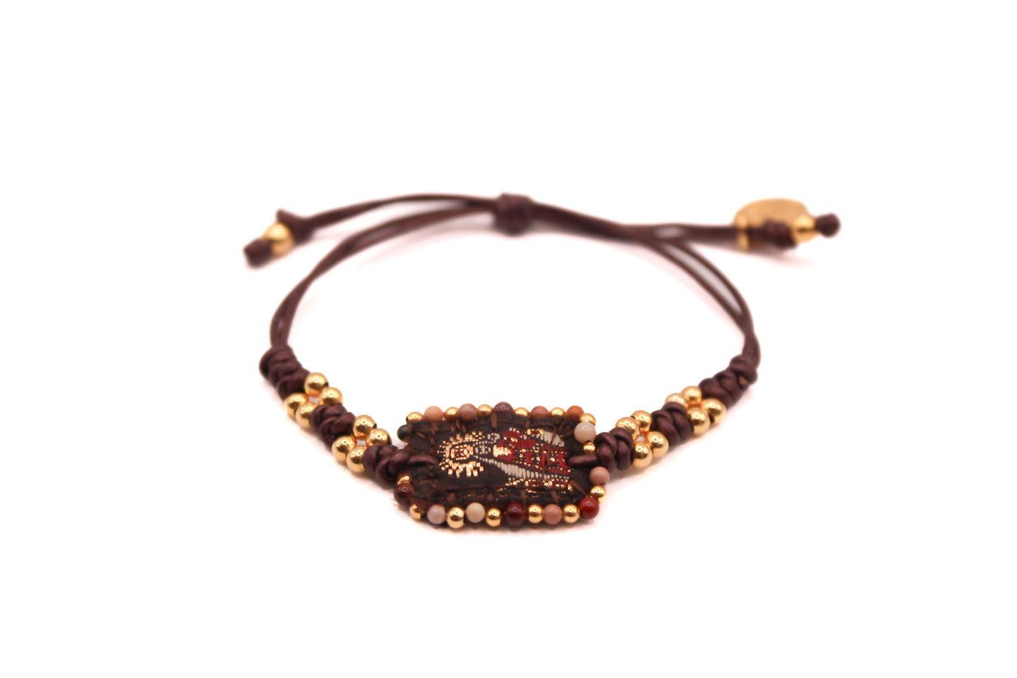 Pulsera Cuero Bordado con Escapulario