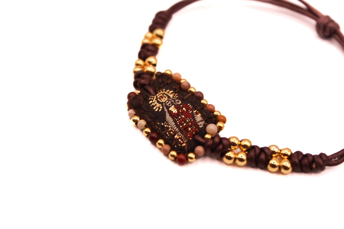 Pulsera Cuero Bordado con Escapulario