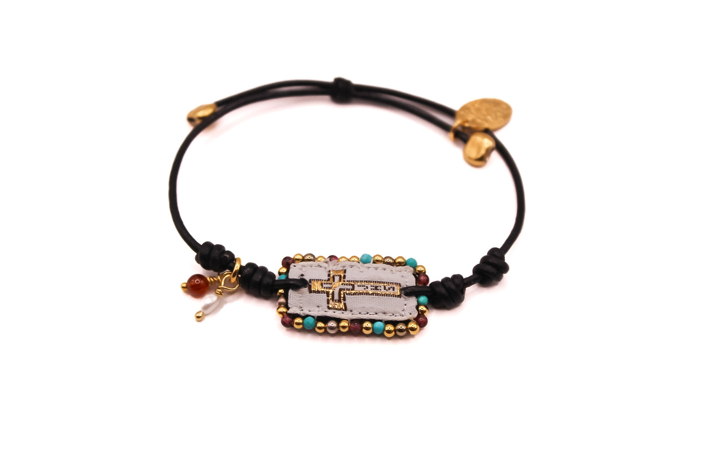 Pulsera Cuero con Escapulario Bordado