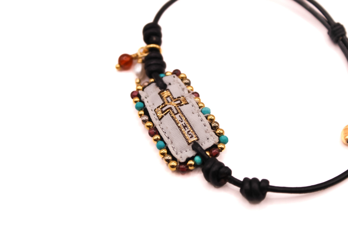 Pulsera Cuero con Escapulario Bordado