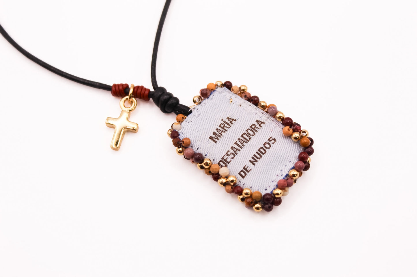 Collar Cuero con Escapulario Virgen Desatanudos