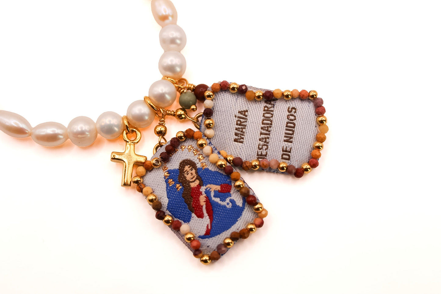 Pulsera de Perlas con Escapulario Virgen Desatanudos