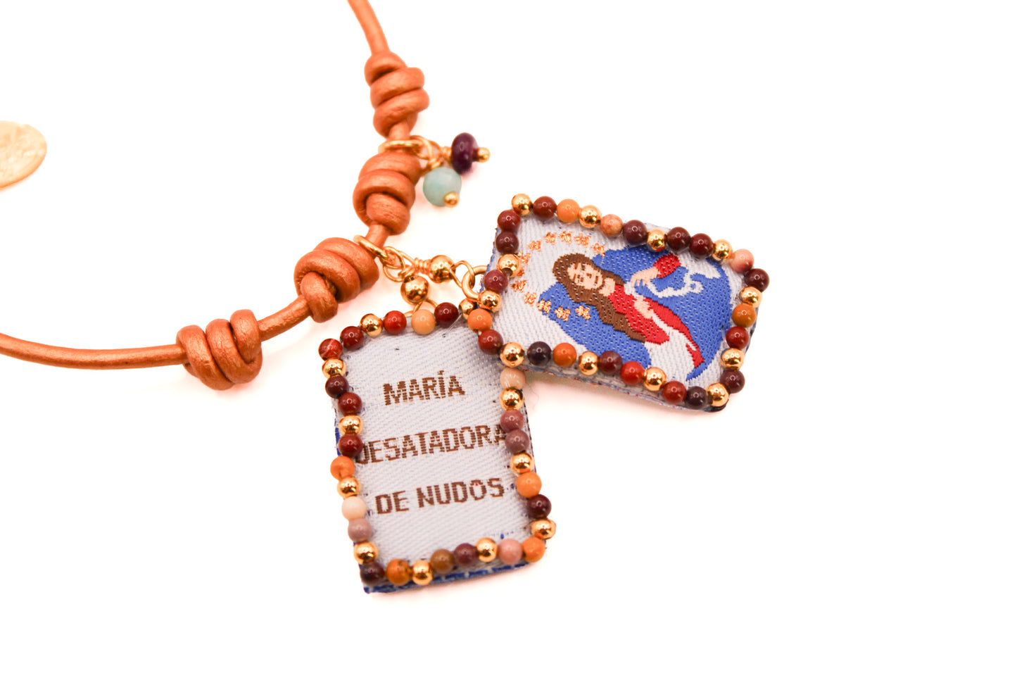 Pulsera Cuero Bronce con Escapulario Virgen Desatanudos