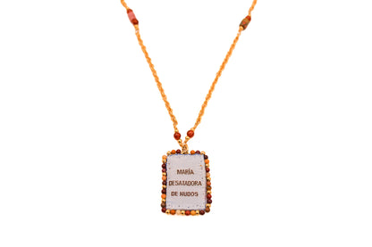 Collar de Piedras con Escapulario Virgen de los Desatanudos