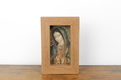 Cuadro de Madera de Encino con Virgen de Guadalupe
