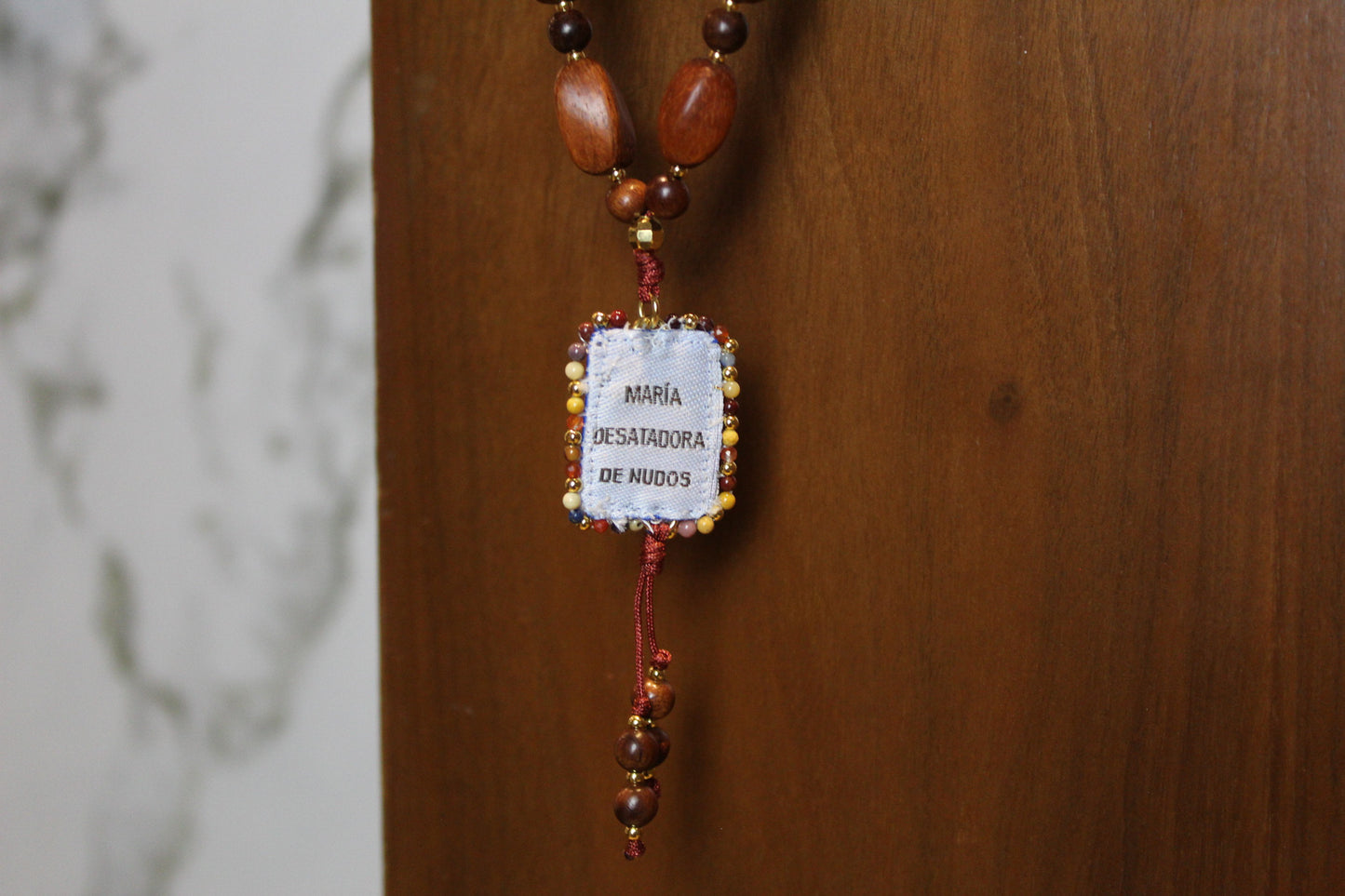 Bendición para Puerta con Cuentas de Madera